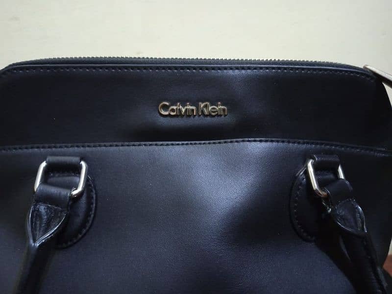 "Calvin Klien" Leather Bag for Women 2