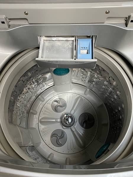 LG 14 Kg Top Load Automatic Washing Machine Imported 5