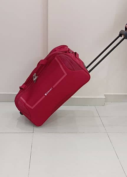 Duffel bags / Duffel trolly luggage 11