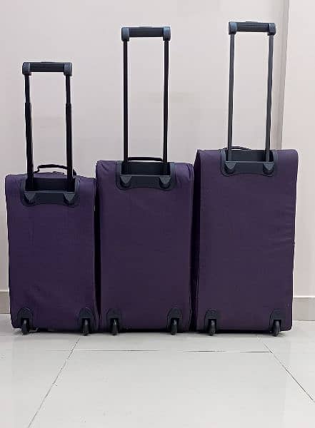 Duffel bags / Duffel trolly luggage 14
