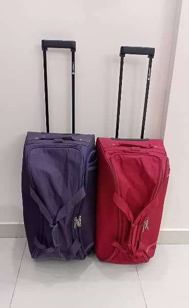 Duffel bags / Duffel trolly luggage 17