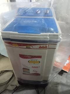 Ahmad Washing machine plastic aur loha 2no hain