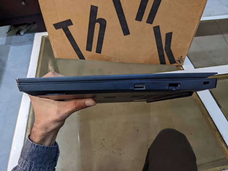 Lenovo Thinkpad E15 i3 10 gen 9