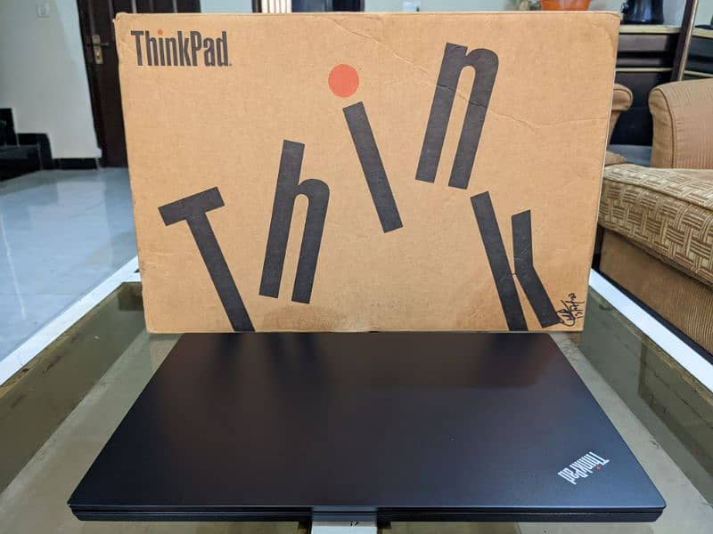 Lenovo Thinkpad E15 i3 10 gen 12