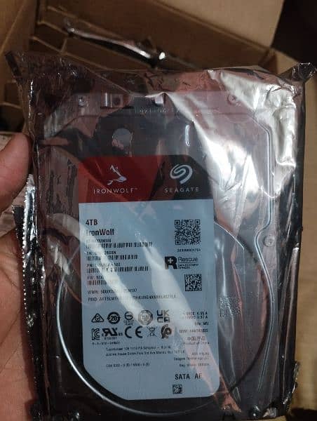 Seagate ironwolf 4tb NAS hard drives / hard disk / HDD available 0
