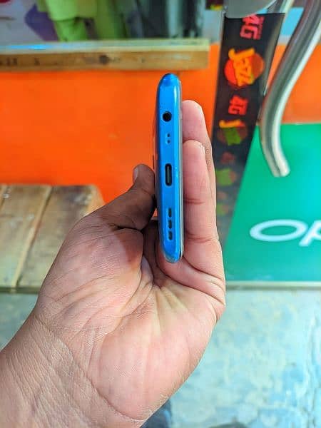 Redmi 9 4/64 Green back 8/10 screen white dot hai 4