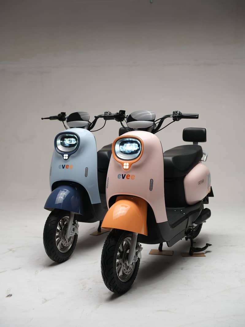 Evee Electric Scooty Nisa 2024 electric scooter better than to other 0