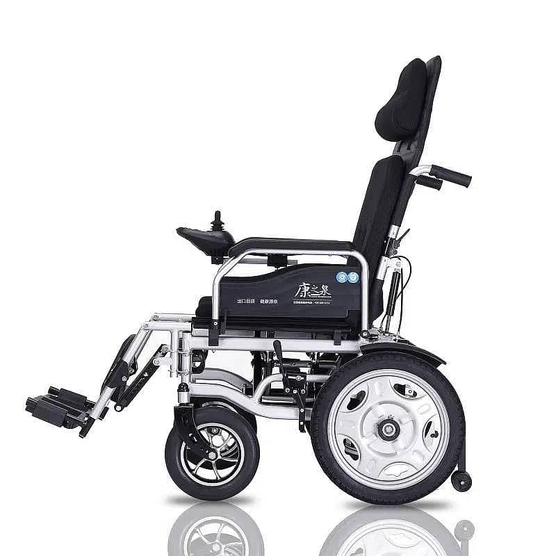 Executive Wheelchair With Reclining Back Adjustable Footrest 1
