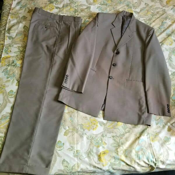 3 Formals Coats pants for Mens in good condition. 2