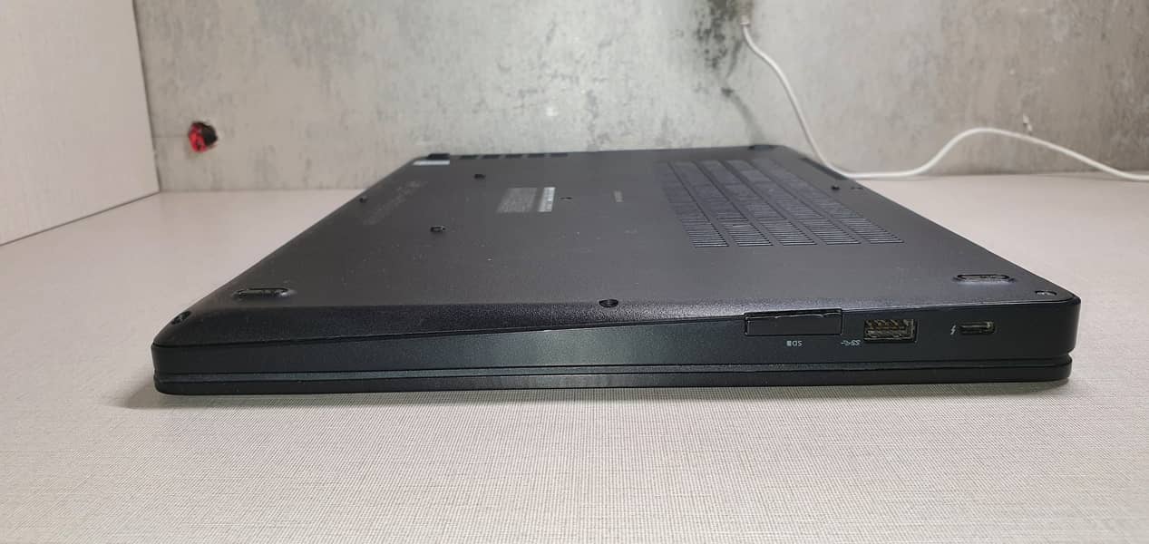 Dell Latitude E5590 Ci7-8th gen, 32GB,256GB NVME 9