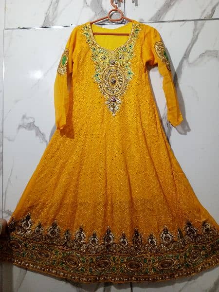 mehndi dress in yellow and green color combination 1