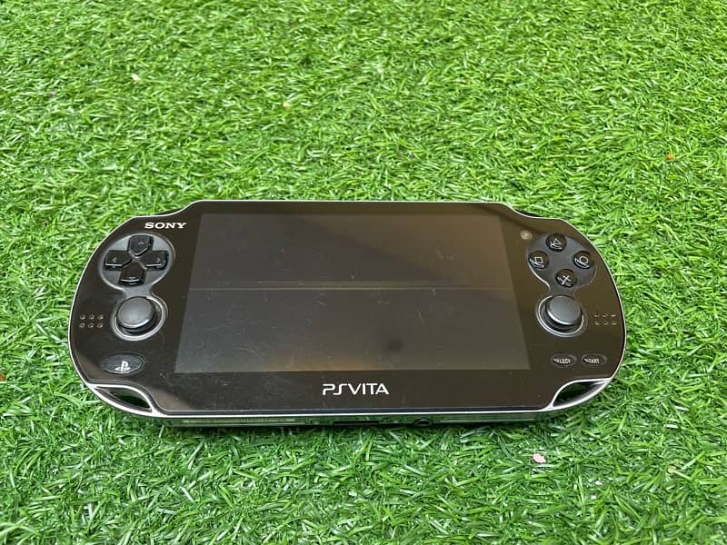 PlayStation Vita 128GB 9