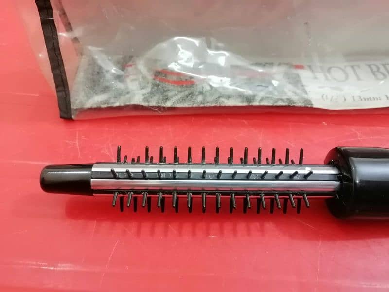 Boots Steam Styling Brush / Hair Curler, Imported 5