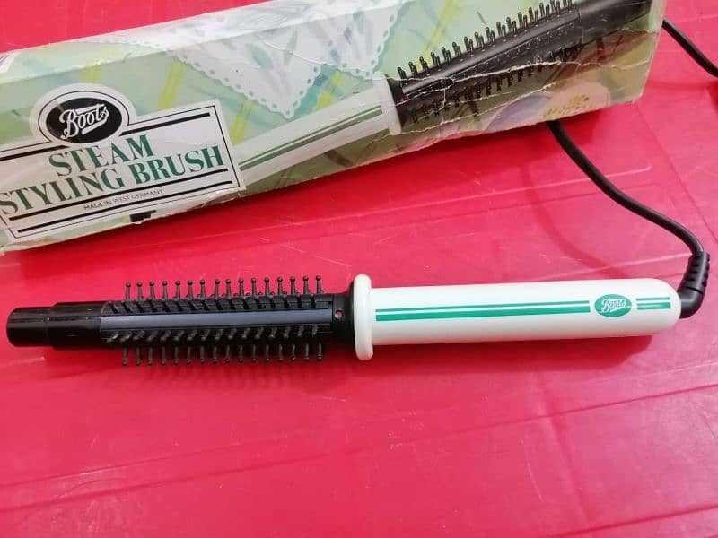 Boots Steam Styling Brush / Hair Curler, Imported 7
