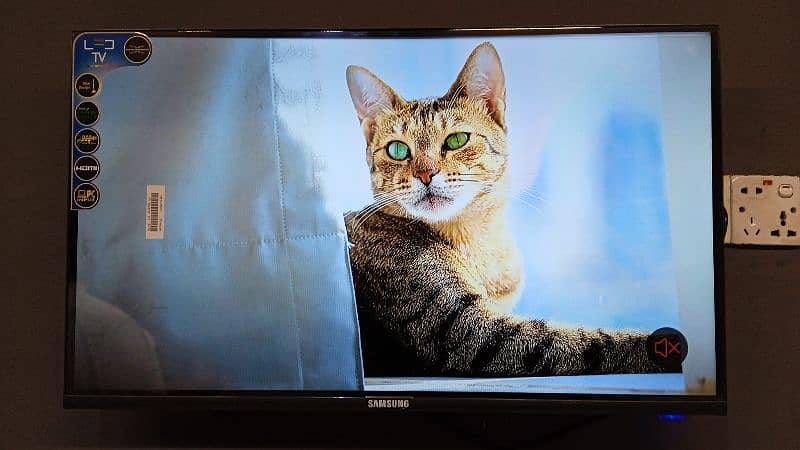 BUY SAMSUNG 32 INCHES SMART LED TV SLIM WIFI USB HDMI 4