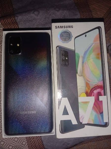 Samsung Galaxy A71 8/128 box available 1