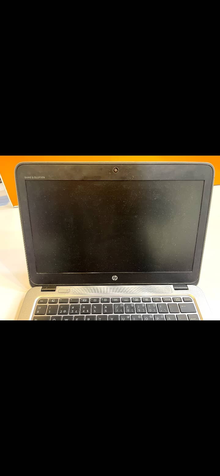 HP Core i5 7gen Elitebook 8 gb ram  256ssd 5