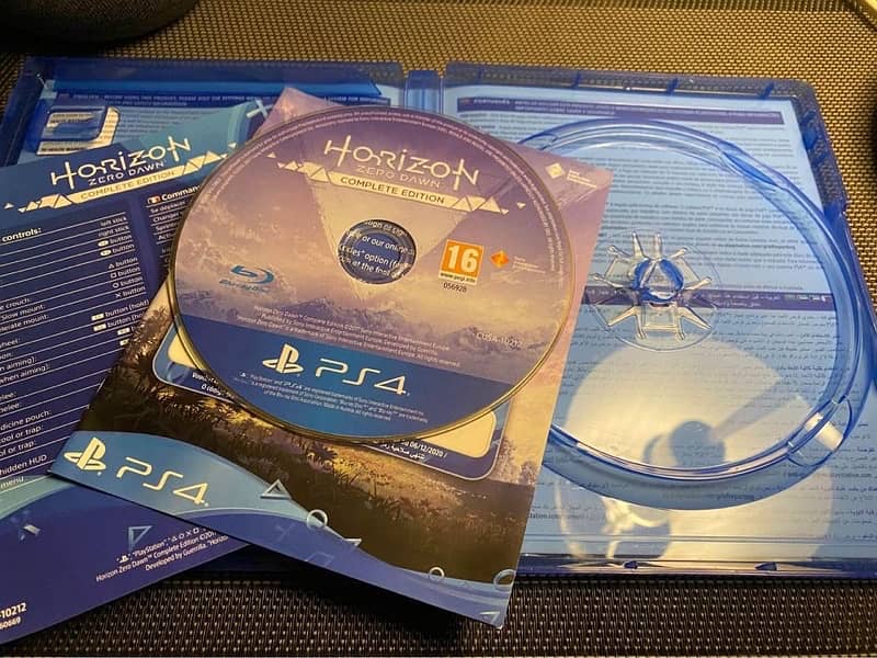 Horizon Zero Dawn - PS4 Game 2