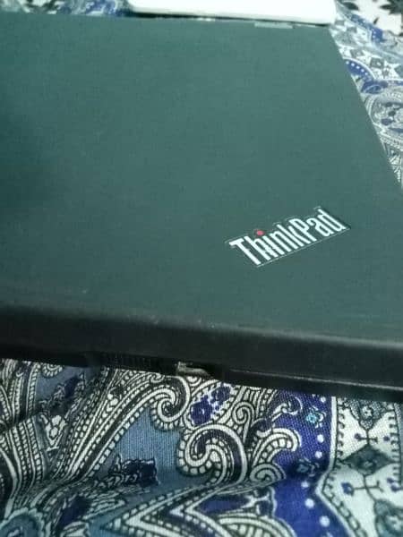 Lenovo Thinkpad Core i3. 12