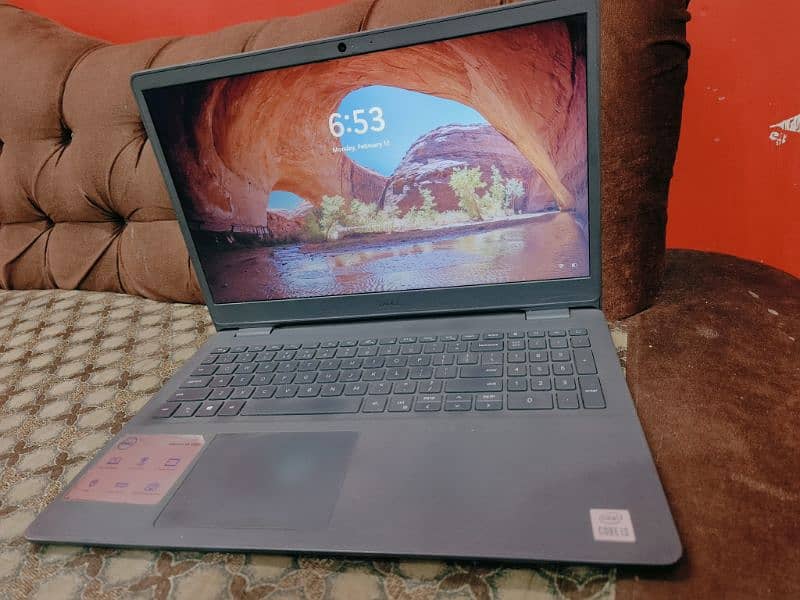 Dell Inspiron 15 3000 Single handed used 2