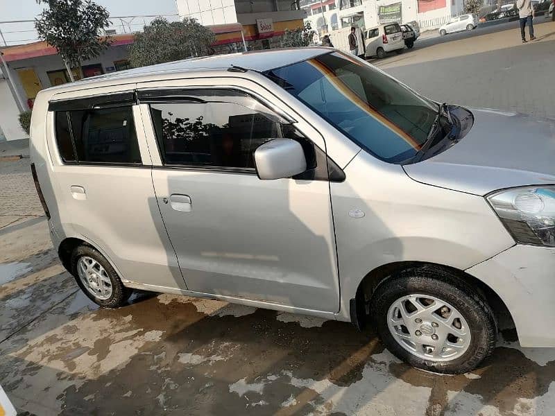 Suzuki Wagon R VXL Model 2020 4