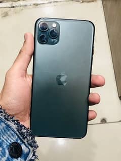 iPhone 11 pro max dual pta approved 64gb 10/10