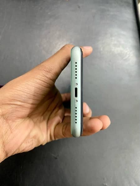 Iphone 11 Green JV  Back Crack 6