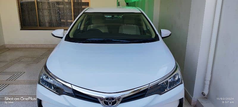 Toyota Corolla GLi Automatic 1.3 Special edition Super white 2