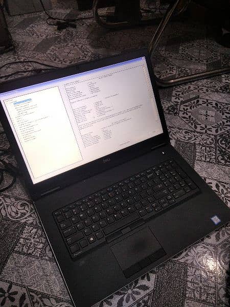Graphic laptop Dell 7730 with 8gbquadro p4200 corei7 8850h 16gb 512ssd 3