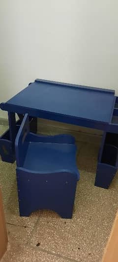 blue study table for kids