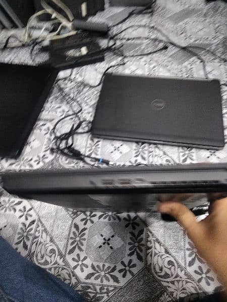 Graphic laptop Lenovo p51 4gb quadro m1200m corei7 7700hq 16gb 256ssd. 3
