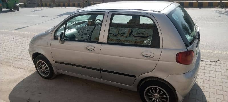 chevrolet 800 cc is in good condition ac power window and alloy rim. . 9