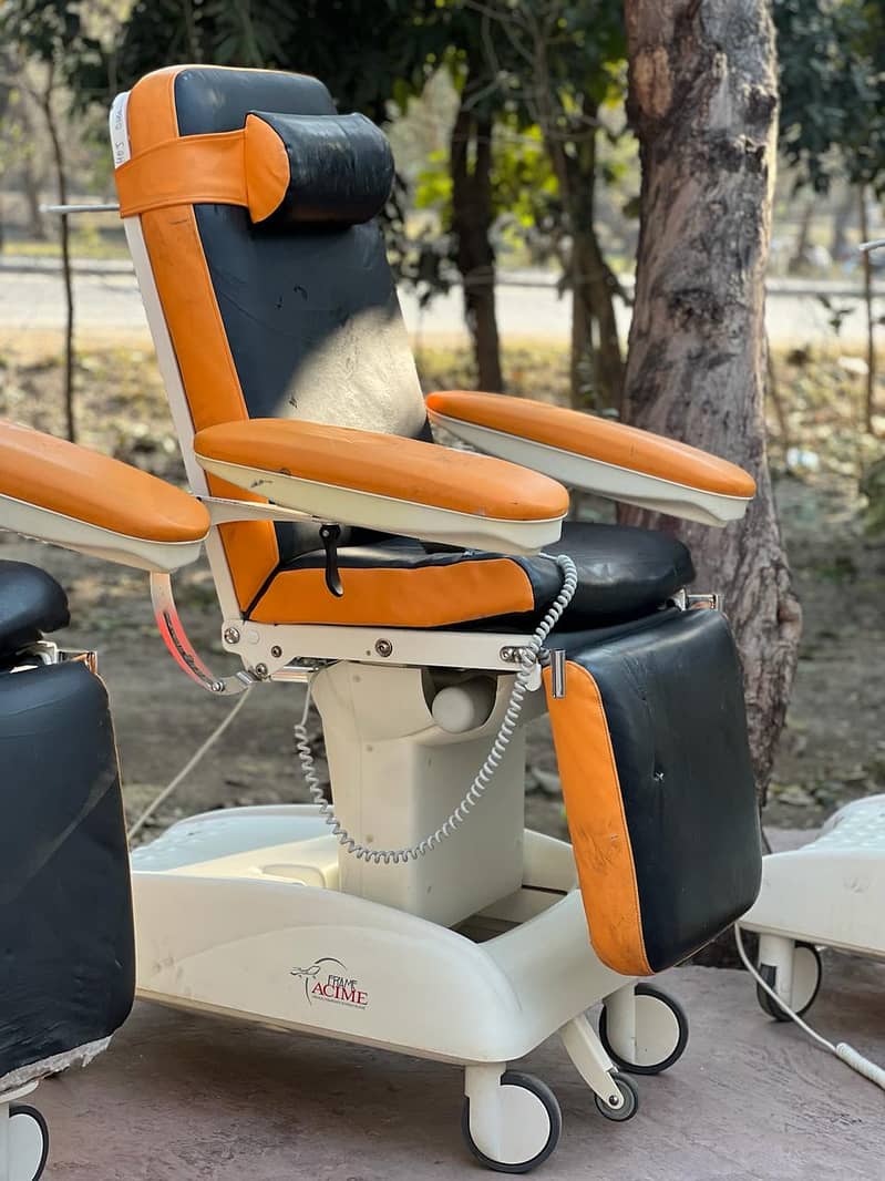 Frame Acime Chairs - Dialysis Chair - Patient Examination Couch 5