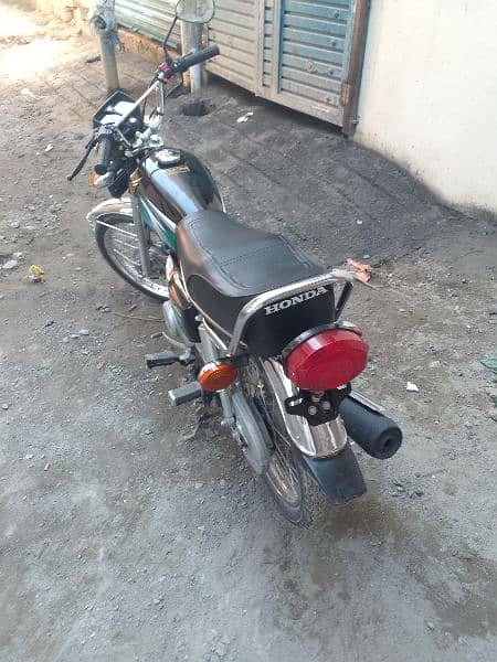 honda 125 2023 model 10,500 km driven 2