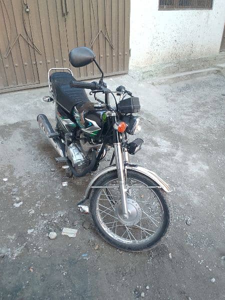 honda 125 2023 model 10,500 km driven 5