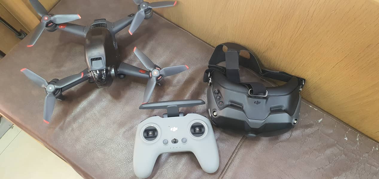 DJI FPV Drone Combo 0