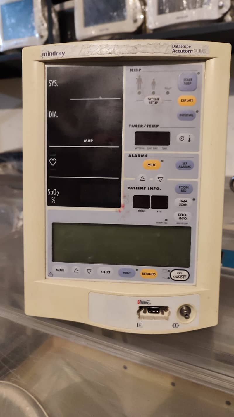 Patient Cardiac Monitor Vital Sign Monitor, BP apparatus, Saturation. 8