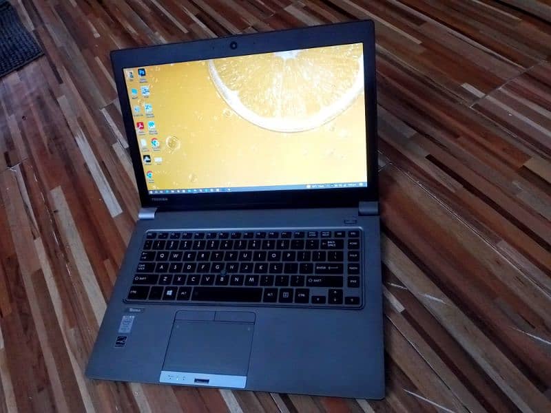 Slim Laptop i7 5th 3
