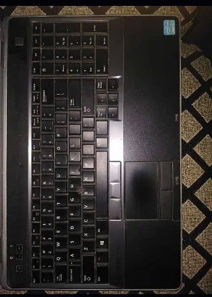 Dell Latitude E6530 I5 3rd gen 4/300 16/500ssd 4