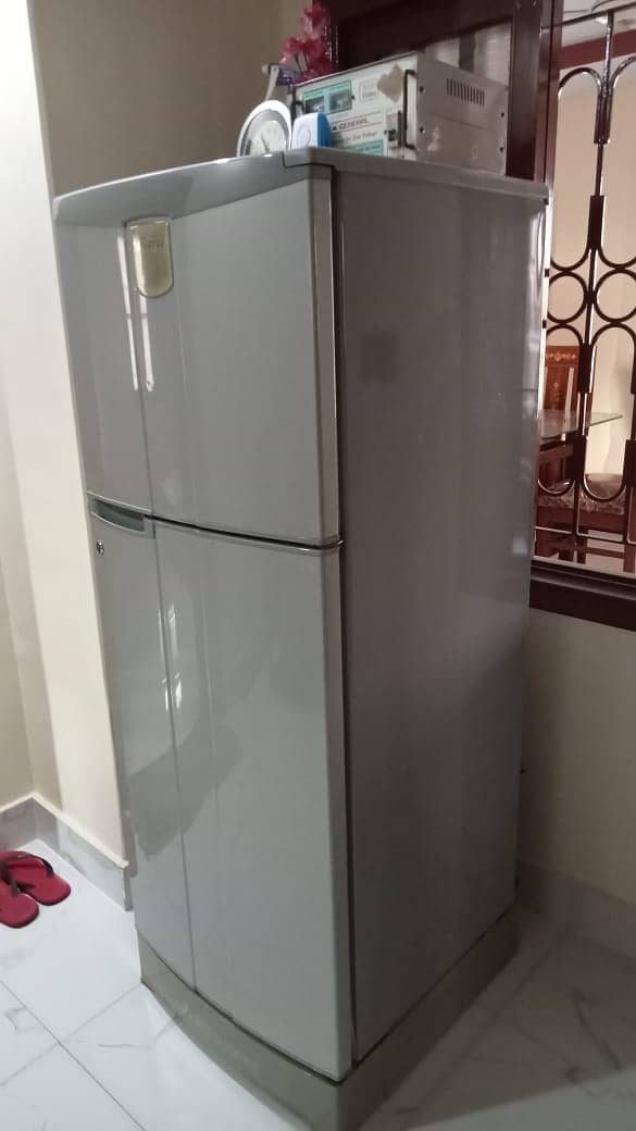 Mitsubishi Crystal Tiara Refrigerator 1