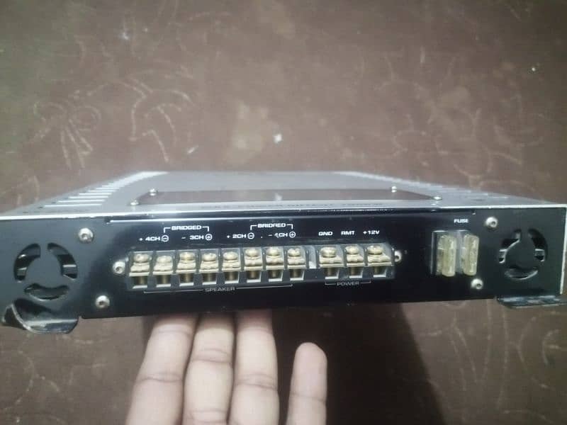 car amplifier audio Bhan 1