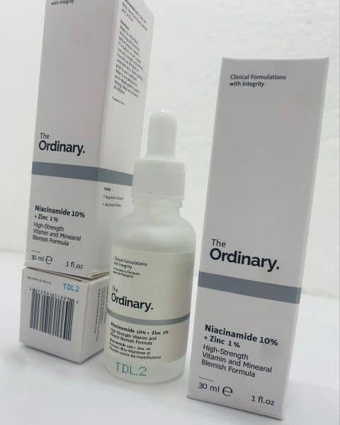 *The Ordinary*
Niacinamide 10%
+ Zinc 1 %
*SERUM*
High Strength 0