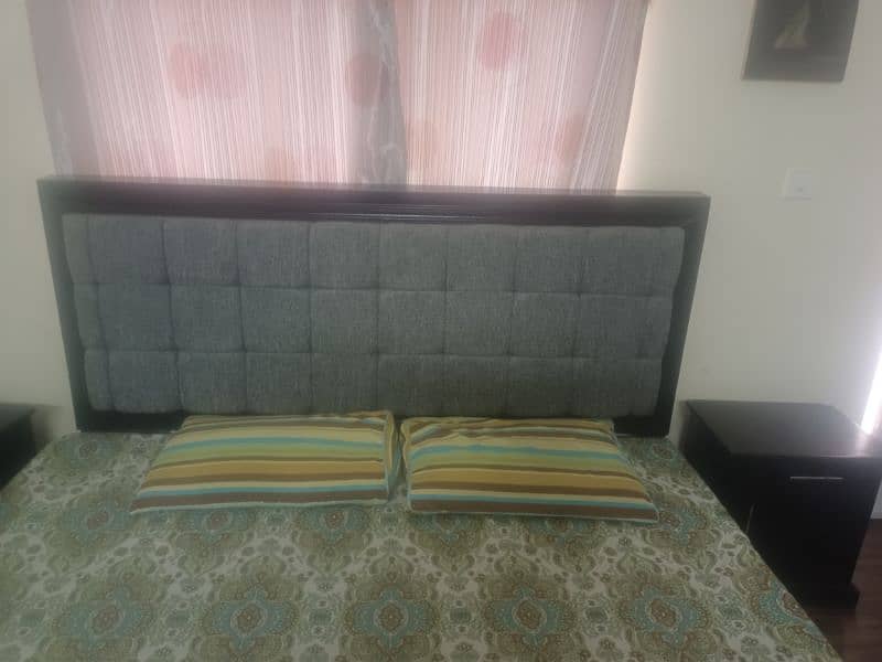 king size bed with dressing table  for urgent sale 10