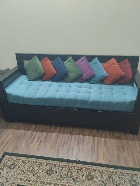 sofa set for urgent sale 1