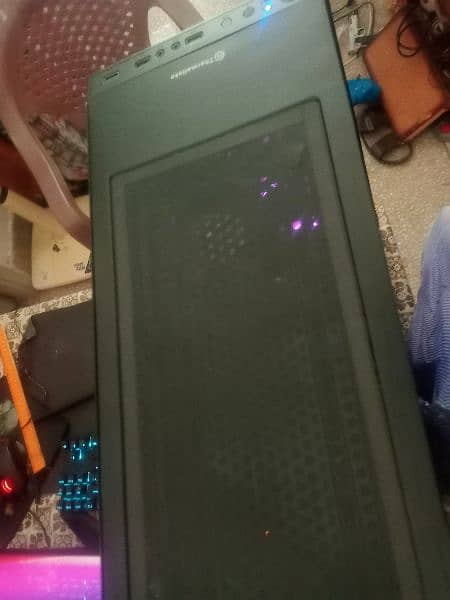 amd Ryzen 5 2600  12gb ram gaming pc 6