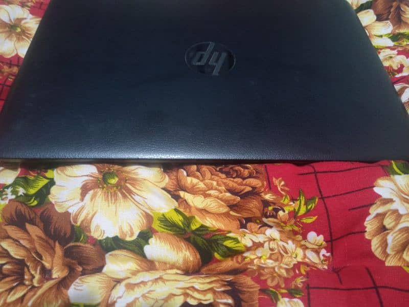 •HP EliteBook Slim Laptop with Intel Core i5-5200U TurboBoost Proc. . 2