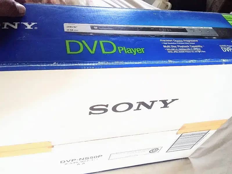 SONY DVD PLAYER. 0