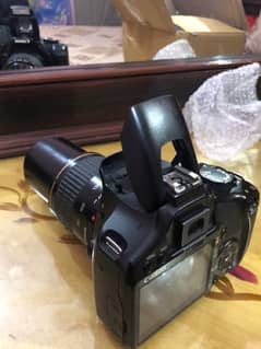 canon 450D DSLR camera with 80 200mm lenses