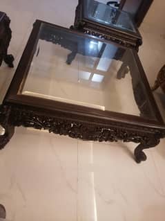 Chinuty centre table with 2 side table