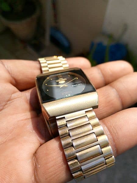 Seiko 5 Automatic gold vintage mens watch 5